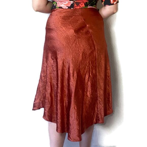Vince Burnt Orange Bronze Satin Crinkle Slip Bias Cut Midi Skirt Size Medium - Picture 3 of 5